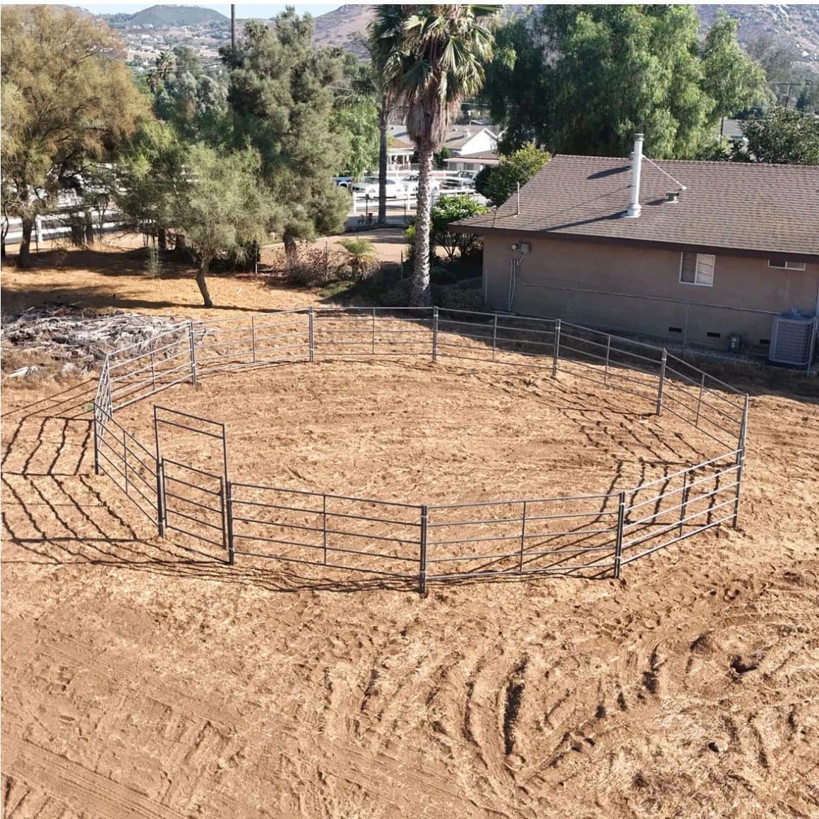 50 ft Economy Round Pen (5-Rail) 14-Gauge Steel Rangecraft, view 2