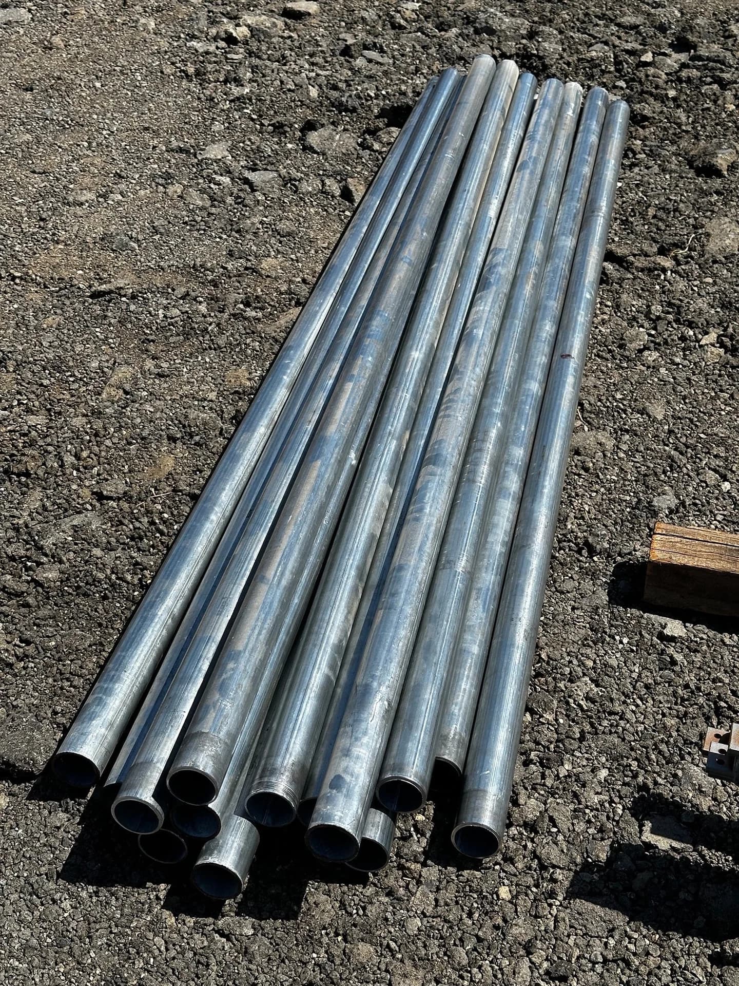 8 ft × 2-3/8" Post – Schedule 40 – Galvanized – No End Cap, view 3