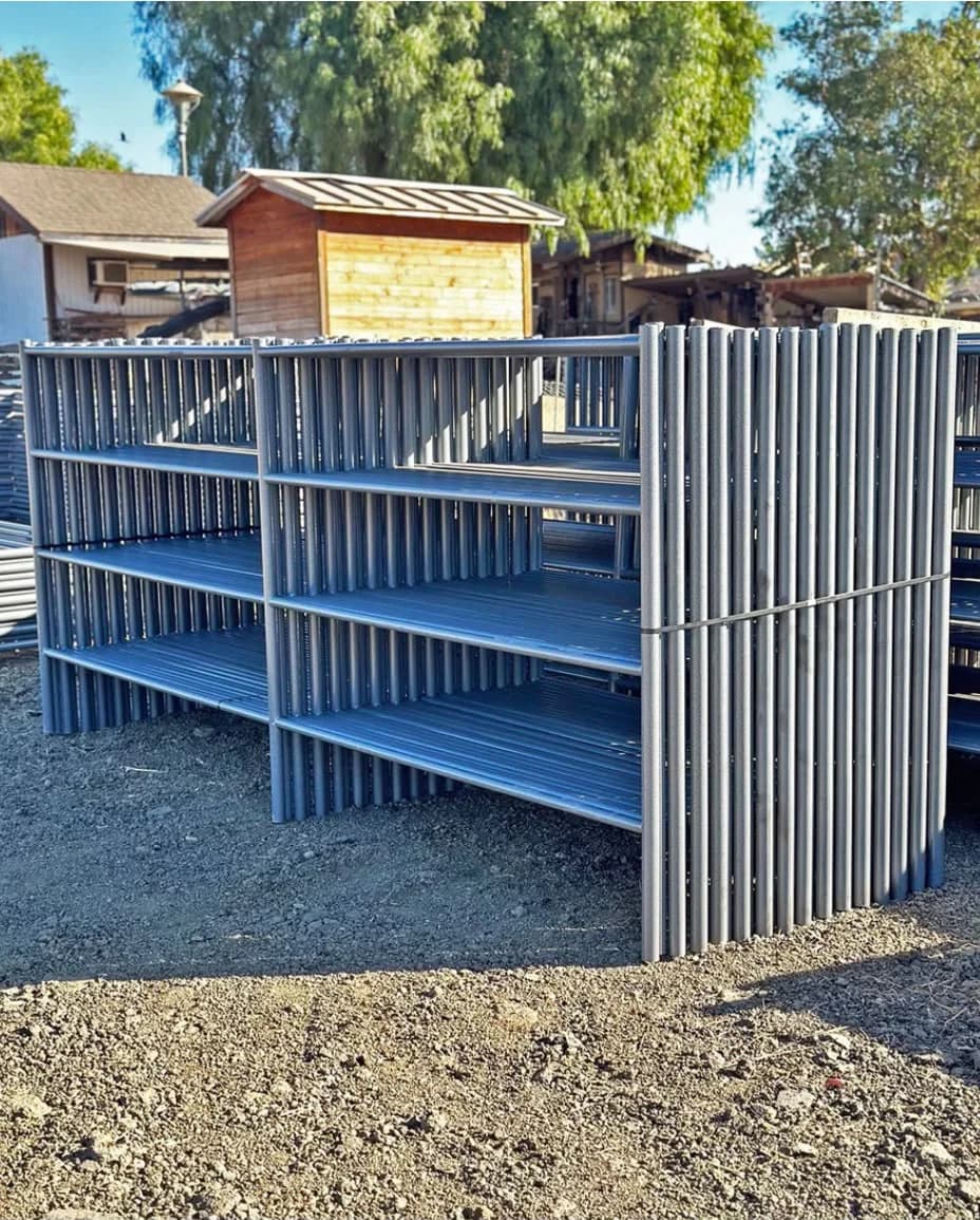 Premium 12×5 Horse Corral Panel (4 Rail) 1-5/8" 14 Gauge, view 4
