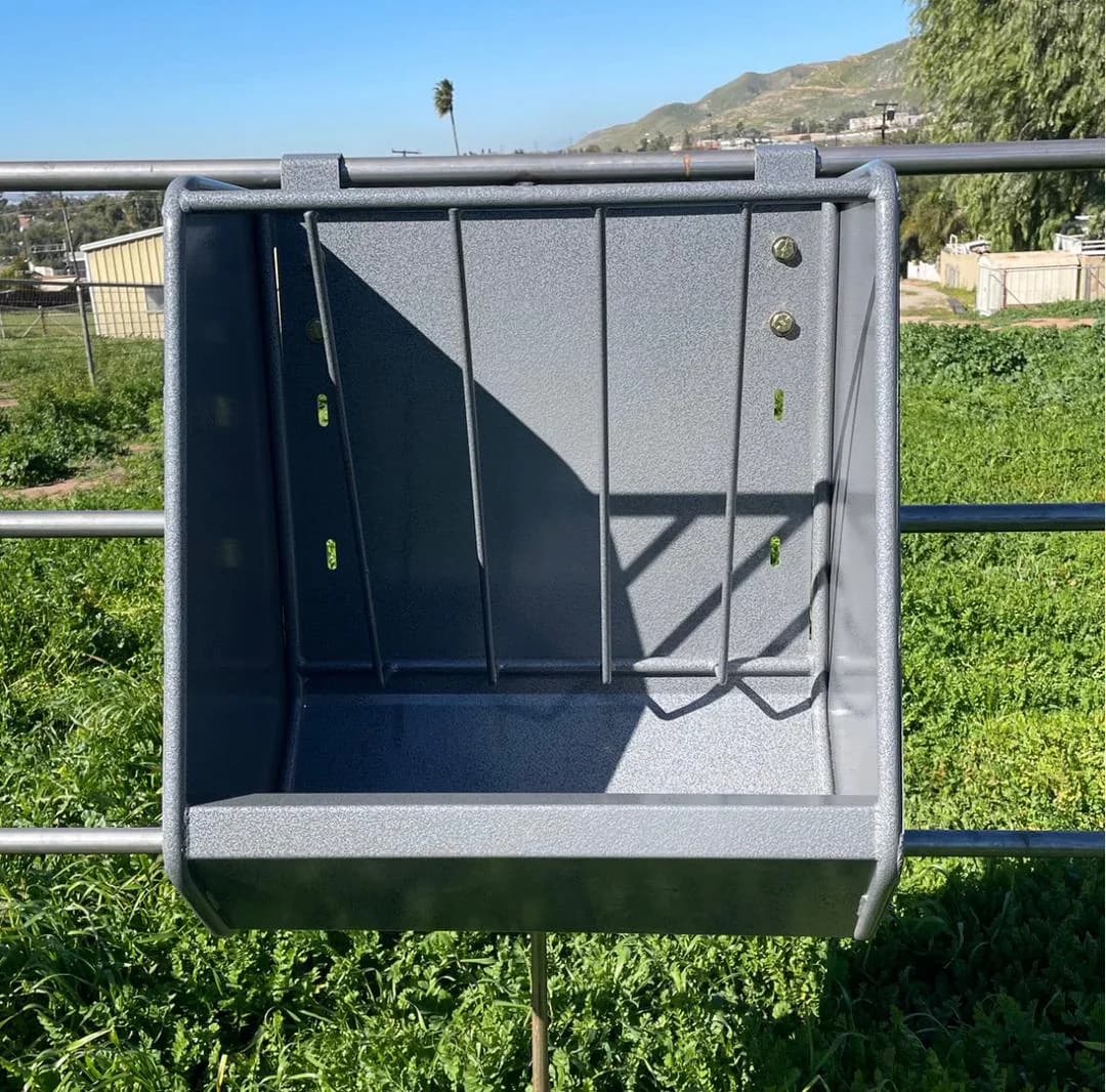 Heavy Duty Horse Feeders Powder Coated Steel "Dapple Gray", view 2