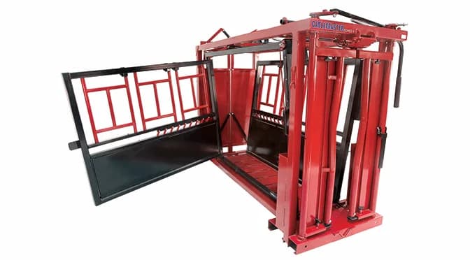 CattleMaster Series 9 Super Duty Cattle Squeeze Chute - view 3