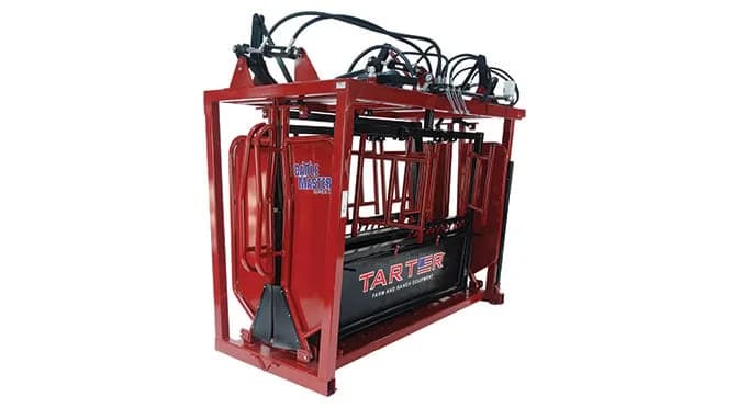 CattleMaster Series 12 Hydraulic Cattle Squeeze Chute - view 2