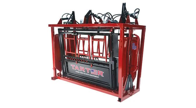 CattleMaster Series 12 Hydraulic Cattle Squeeze Chute - view 4
