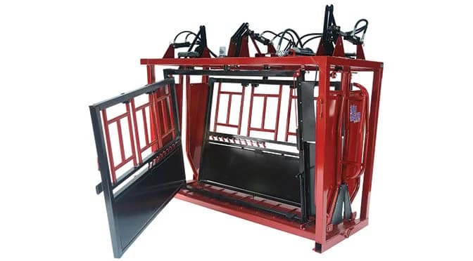 CattleMaster Series 12 Hydraulic Cattle Squeeze Chute - view 5