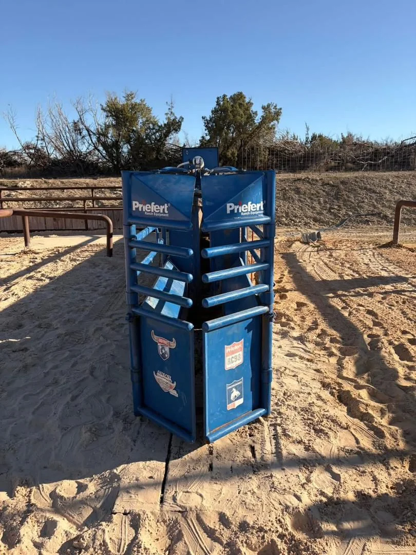 Used roping chute detail